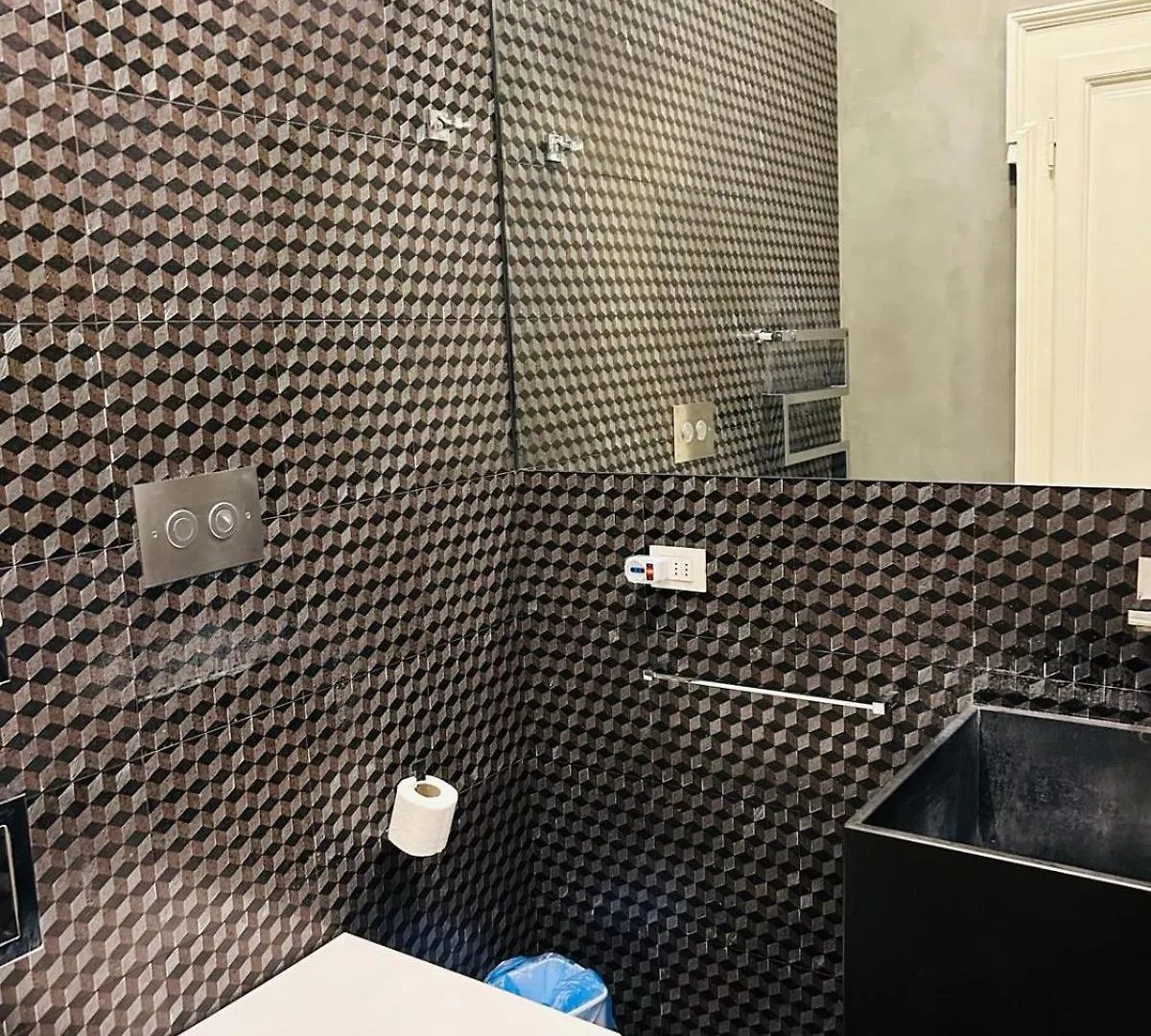 Easy Room Italy Grand Apartments Milan Italy